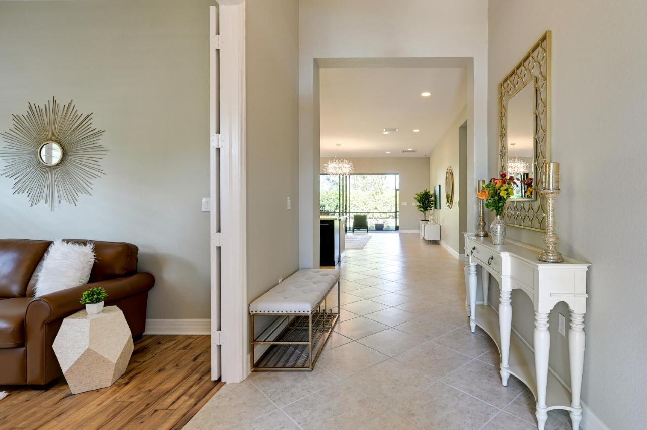 Villa With Pool Access, 10 Mi To Beach! *