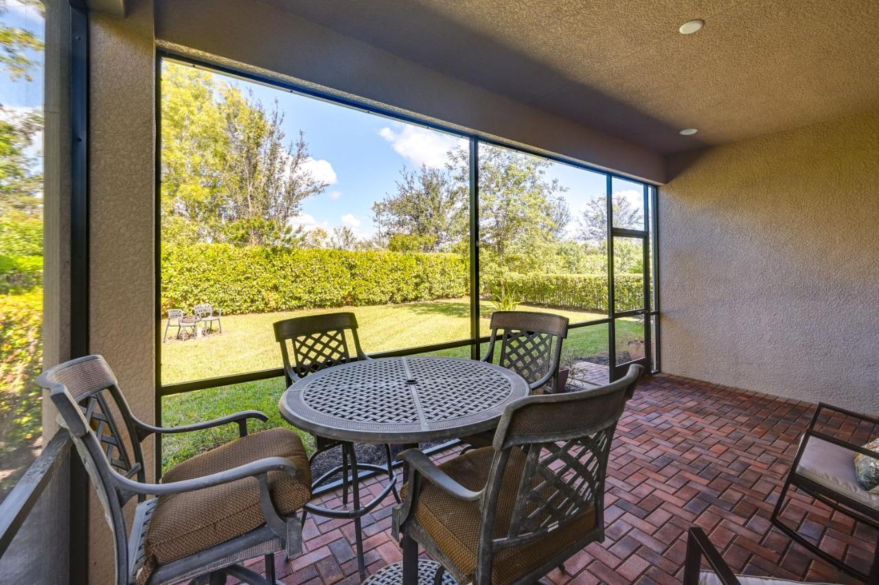 With Pool Access, 10 Mi To Beach! Villa Naples