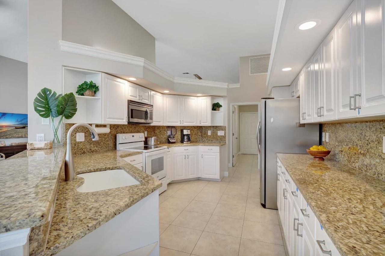 Holiday home Sunny Retreat With Private Pool In North *