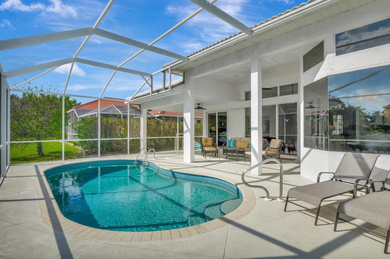 Sunny Retreat With Private Pool In North Holiday home Naples