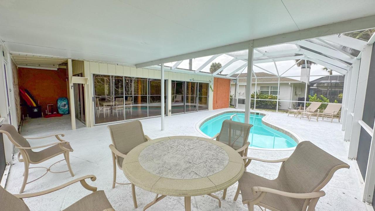 Holiday home Paradise Pool House