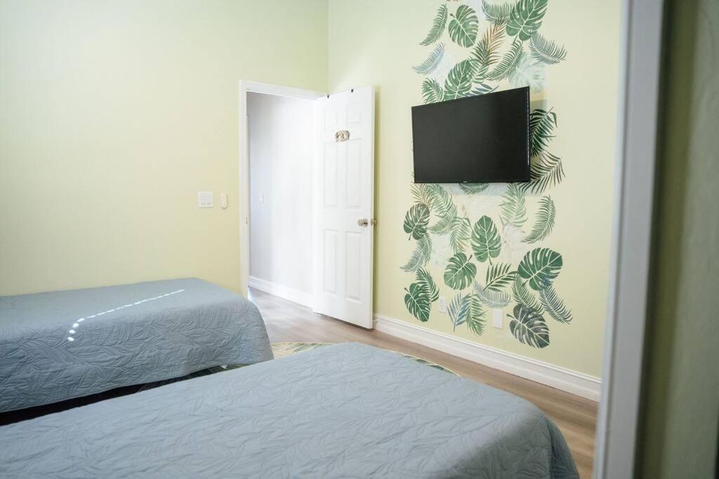 Sovanita House Naples, Fl