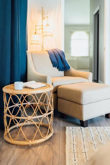Sovanita House Naples, Fl * Naples