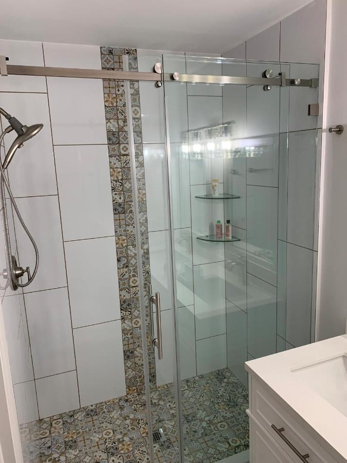 Newly Remodeled 2br, 2ba In Bath And Tennis *