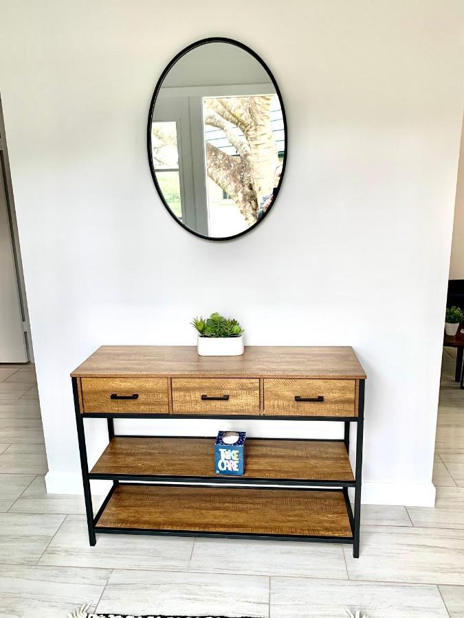 Newly Remodeled 2br, 2ba In Bath And Tennis Apartment Naples