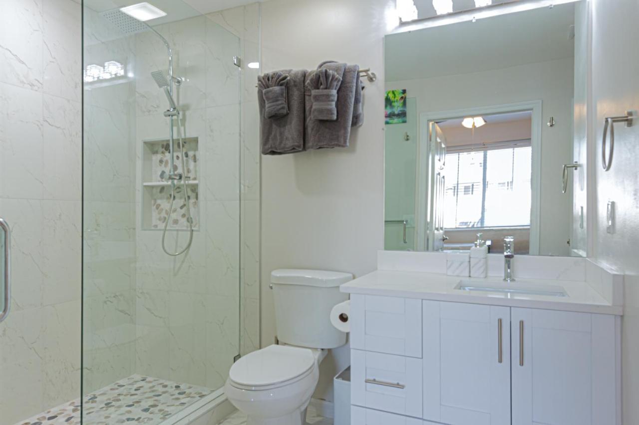 Greenlinks At Lely Luxury Purple Orchid Fully Renovated Modern 1st Floor 3bdr Golf Apartment