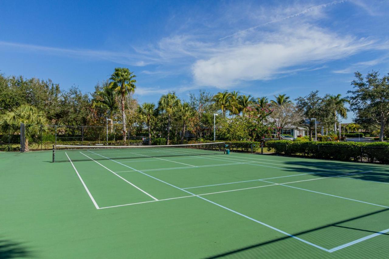Greenlinks At Lely Luxury Purple Orchid Fully Renovated Modern 1st Floor 3bdr Golf Apartment *
