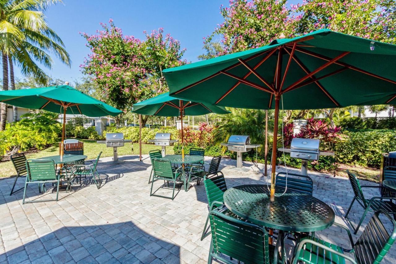 Greenlinks At Lely Luxury Purple Orchid Fully Renovated Modern 1st Floor 3bdr Golf Apartment *