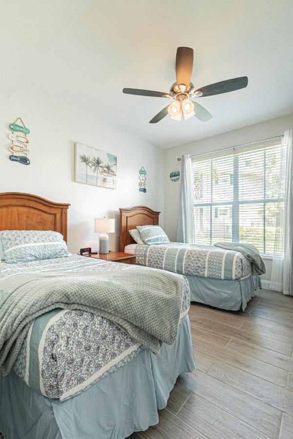 Greenlinks At Lely Luxury White Orchid Fully Renovated Modern 1st Floor 3bdr Golf Apartment