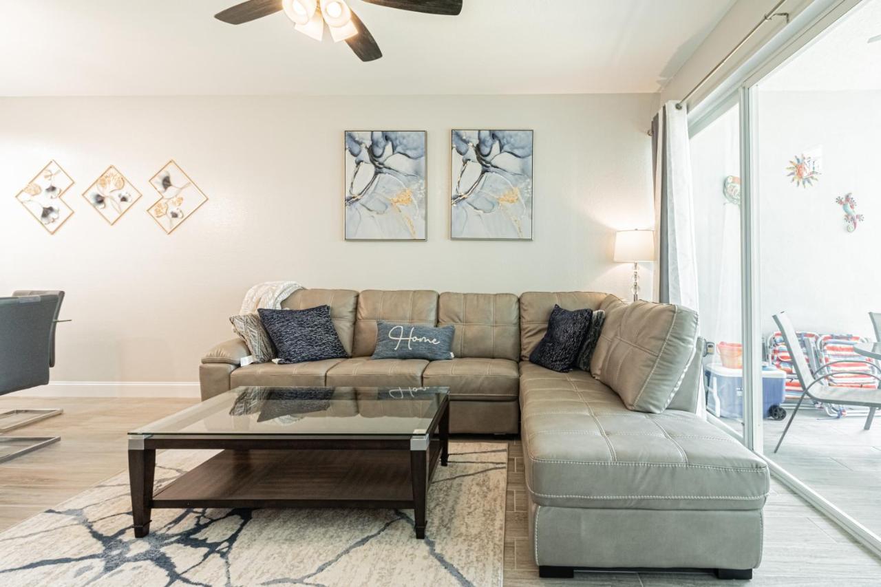 Greenlinks At Lely Luxury White Orchid Fully Renovated Modern 1st Floor 3bdr Golf *