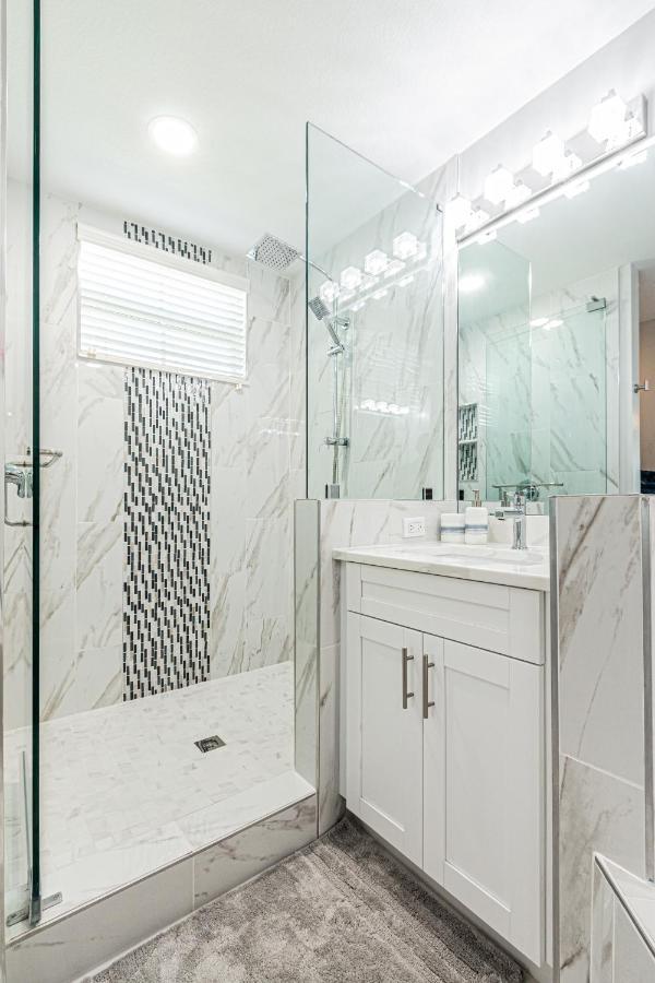 Greenlinks At Lely Luxury White Orchid Fully Renovated Modern 1st Floor 3bdr Golf * Naples