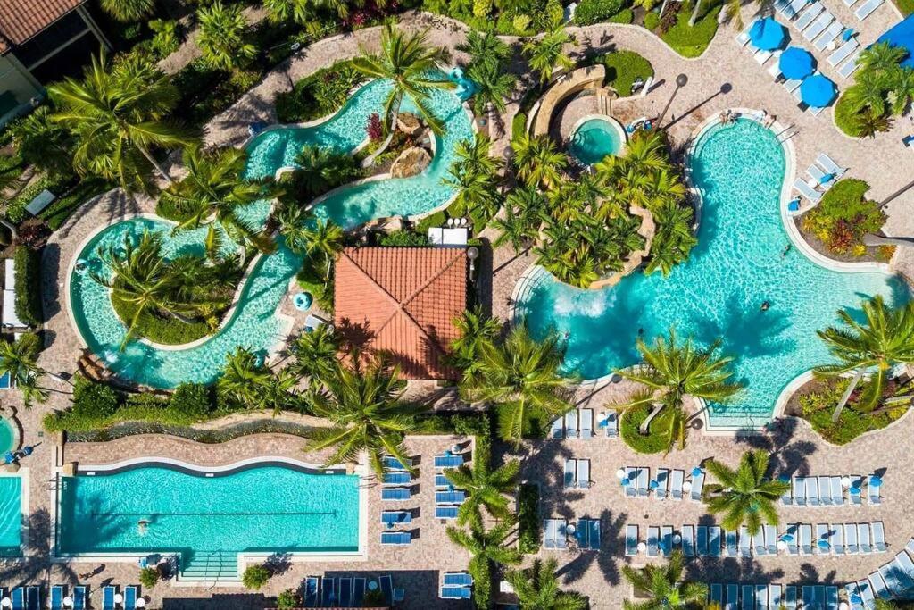 Holiday home Tropical Poolside Bliss