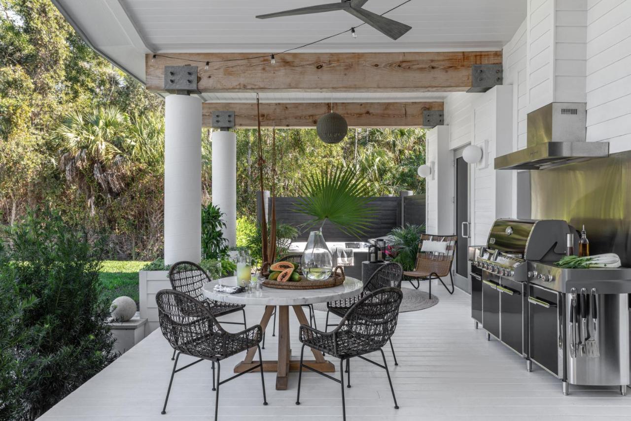 ✰ Time 4 U Estate: Hot Tub, Pool, Tennis Court, Ping Pong Fire Pit & More! * Naples