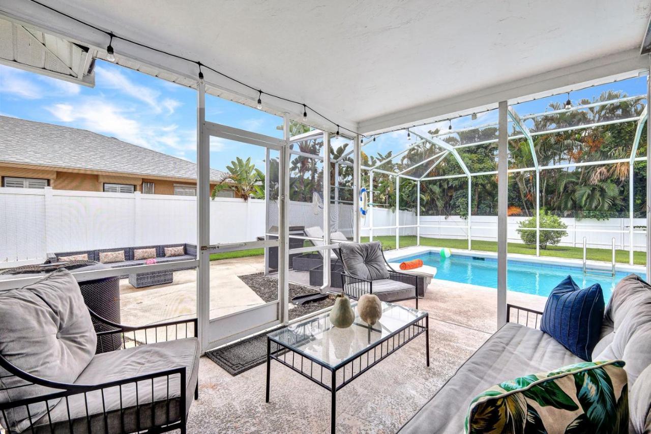 Daze - Summer Sale! Southern Facing Pool, Walk To The - No Ian Damage! * Naples