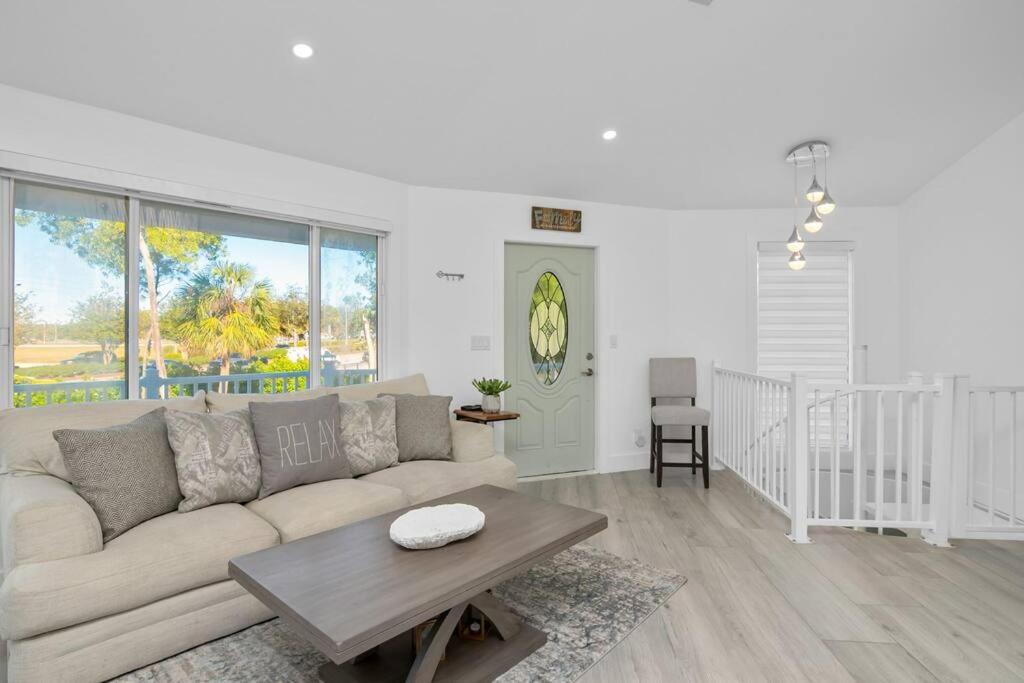 Holiday home Round Beach House W Pool *
