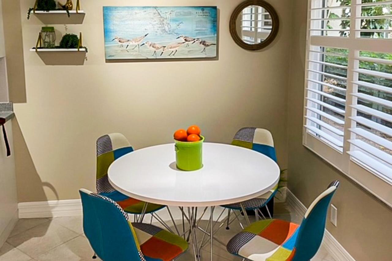 Wiggins Bay Sunny Retreat Apartment Naples
