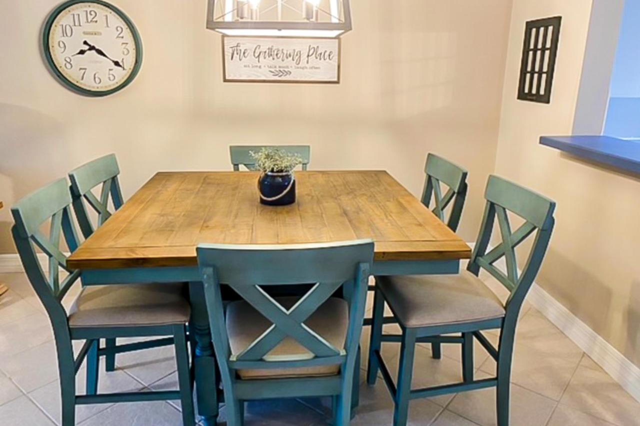 Wiggins Bay Sunny Retreat Naples