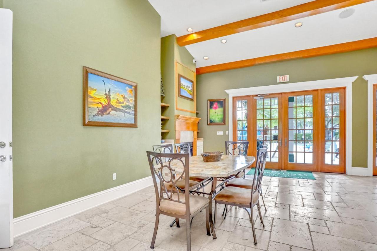 Fairway Vista Apartment