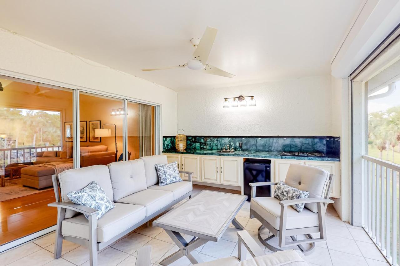 Oasis On Grey Fox Run Naples