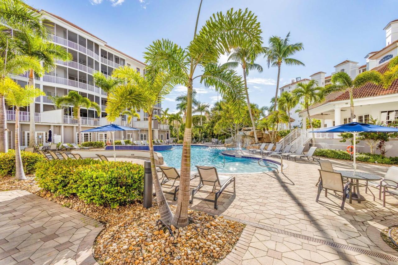 The Dazzling Conch, Unit 505 * Naples