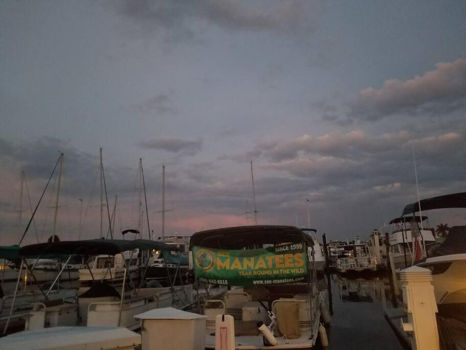 Apartment Fish/boat & Relax Marina Gem On The Water! Naples