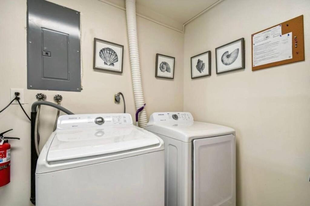 Vanderbilt Mercado Oasis. Holiday home Naples