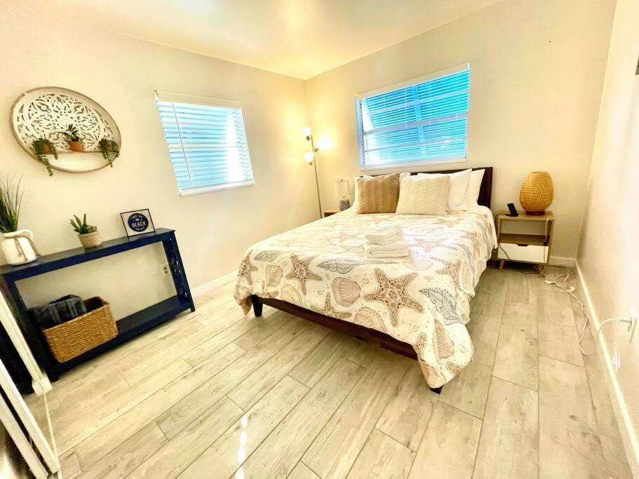 Vanderbilt Mercado Oasis. Holiday home