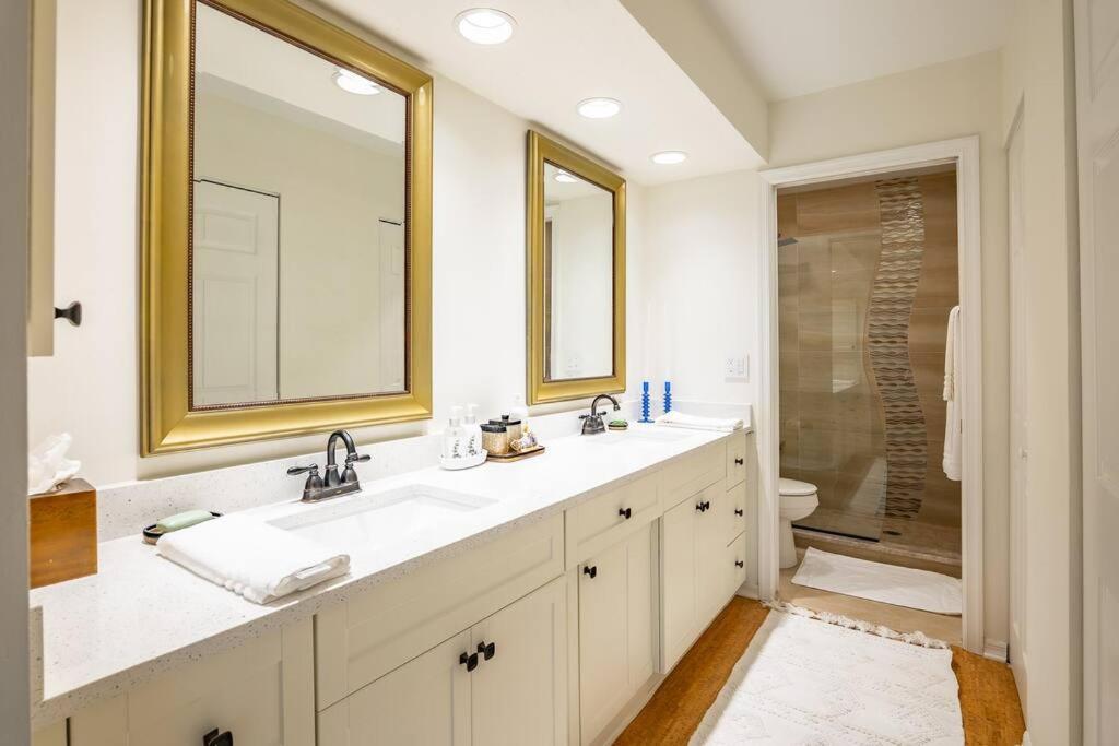 In Near Mercato And Close To Vanderbilt Apartment *