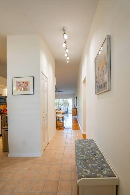Apartment In Near Mercato And Close To Vanderbilt *