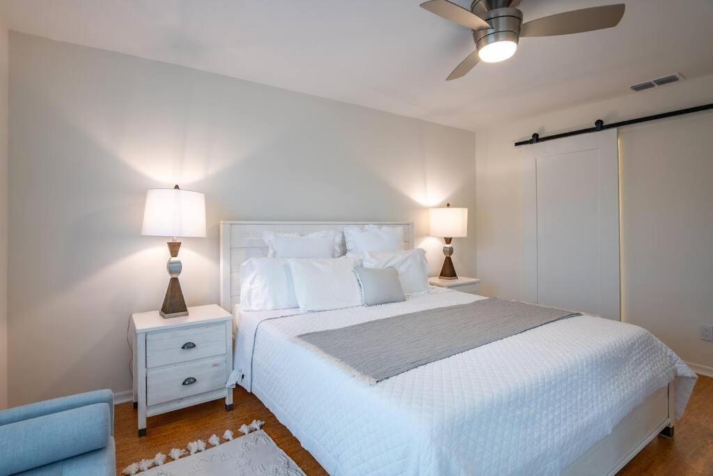 In Near Mercato And Close To Vanderbilt Apartment *