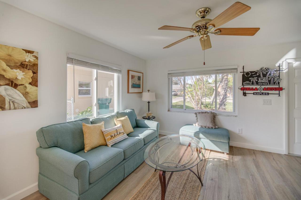 Cozy And Bright Abode With Community Amenities! Naples