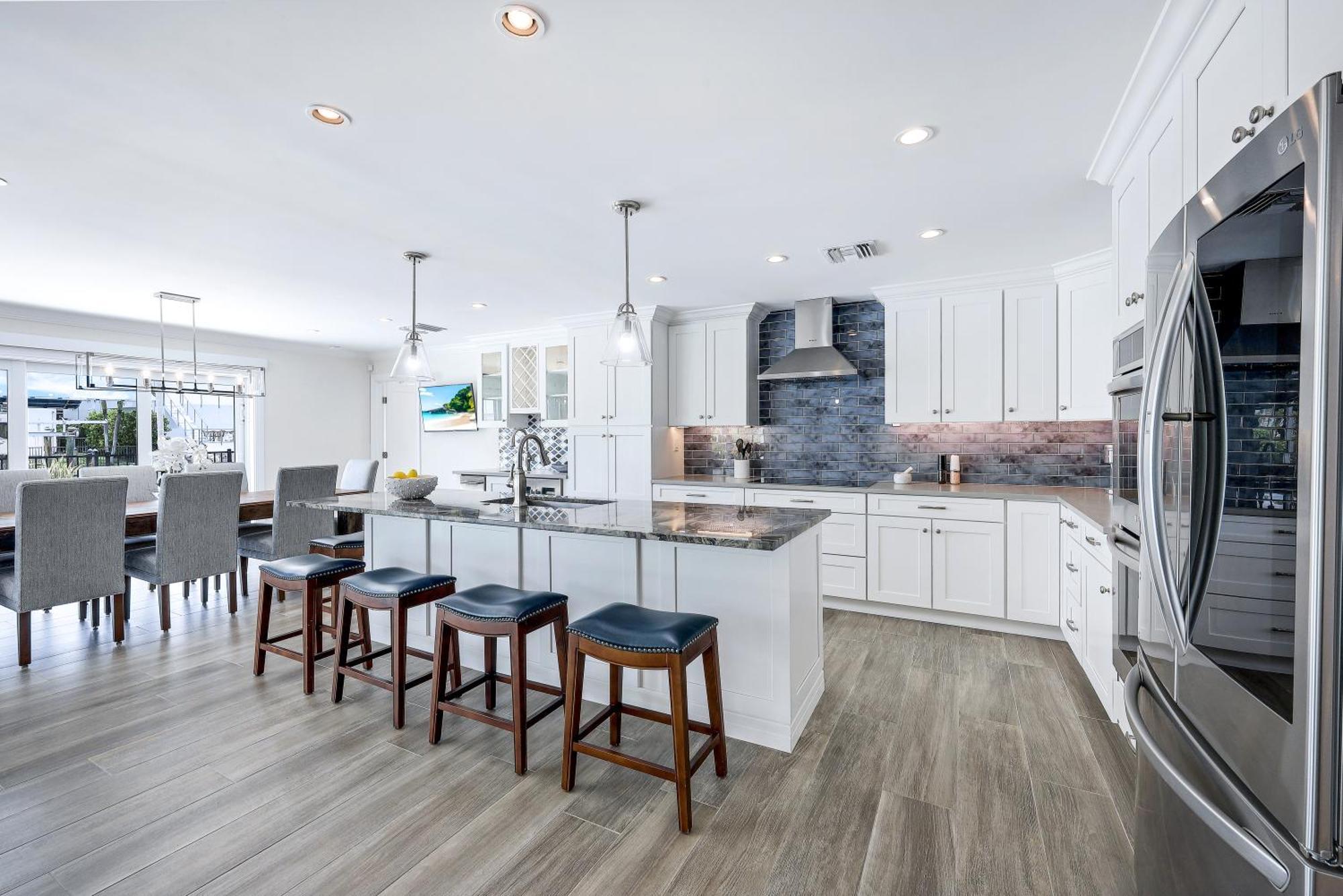 Life - Less Than 1 Mile To Vanderbilt Beach! - On The Water Holiday home Naples