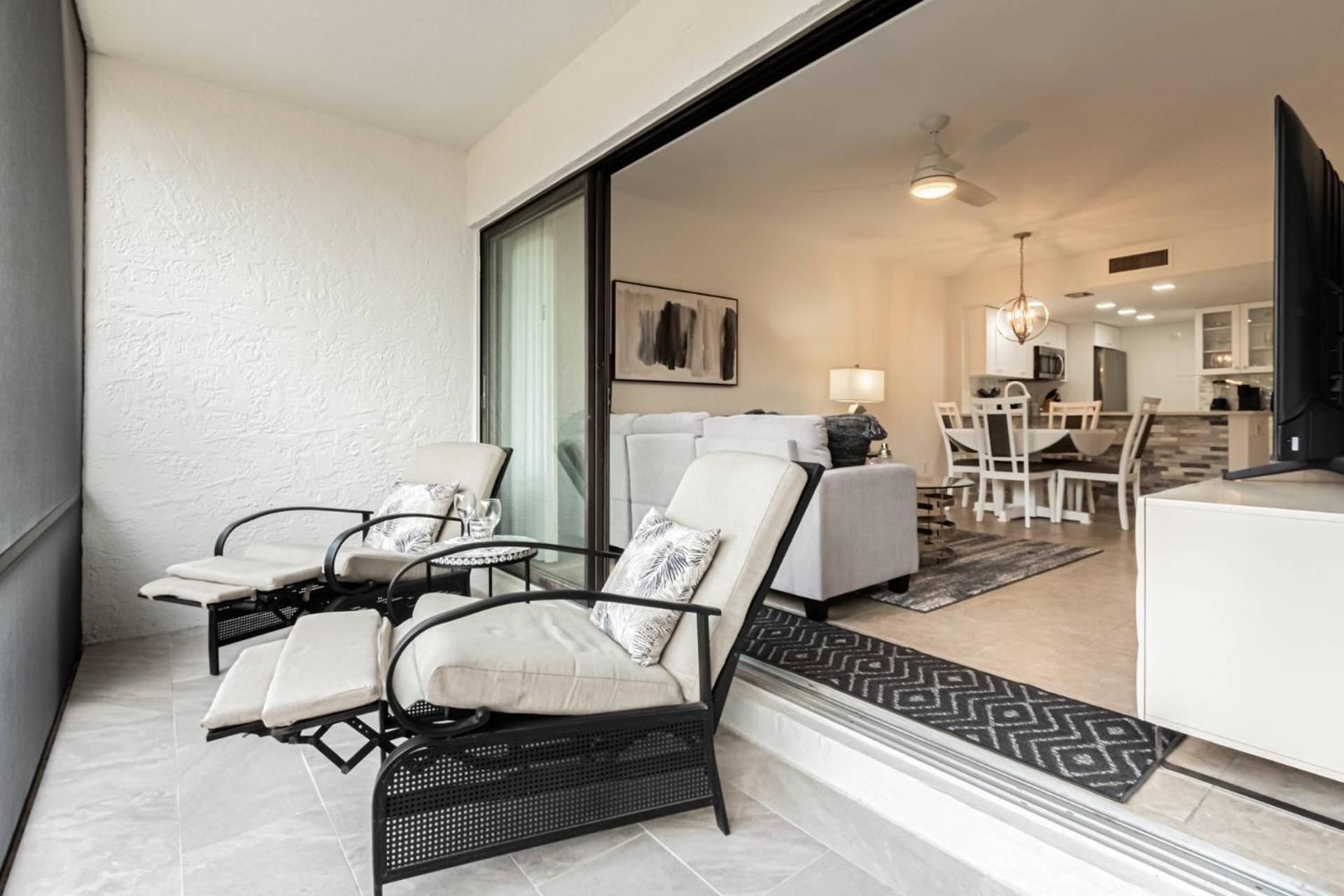 Park Shore Resort, 1st Floor, Bldg. A * Naples