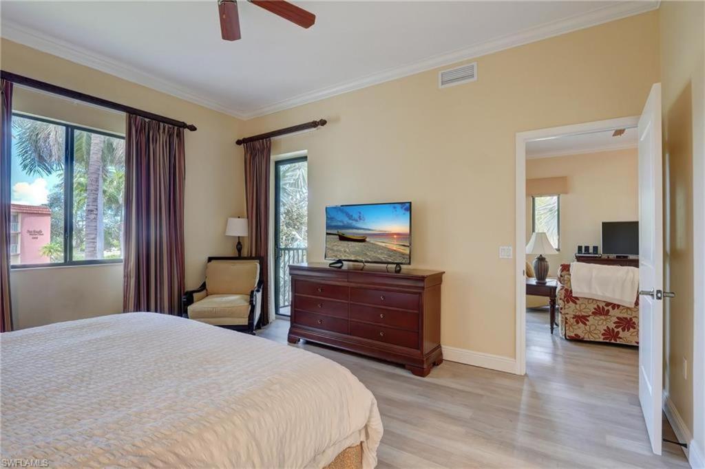 Apartment Beautiful In Naples! *