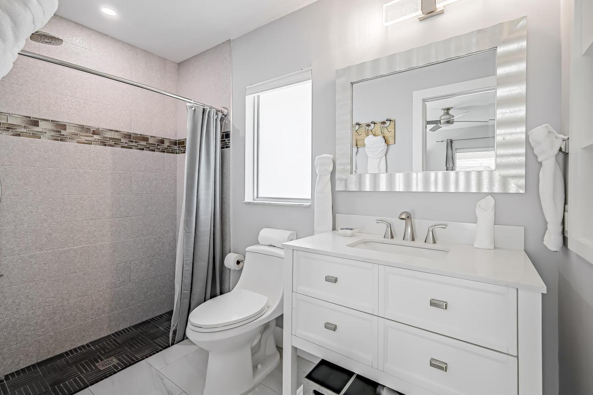 Holiday home Ocean Pearl Luxury - 1 Mile To The Beach! - Salt Water Pool - Southern Exposure Naples