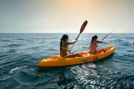 Life - Less Than 1 Mile To Vanderbilt Beach! - On The Water *