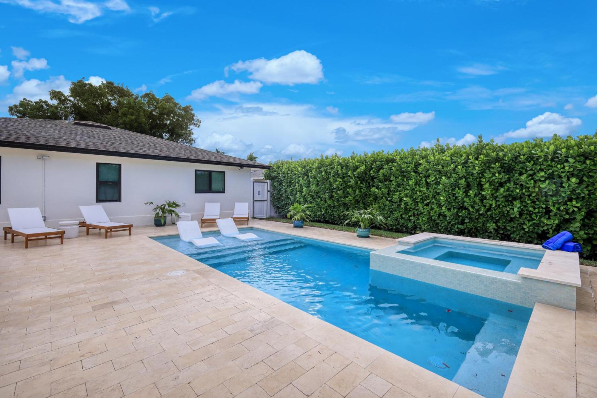 New! Retreat - Close To Vanderbilt Holiday home *