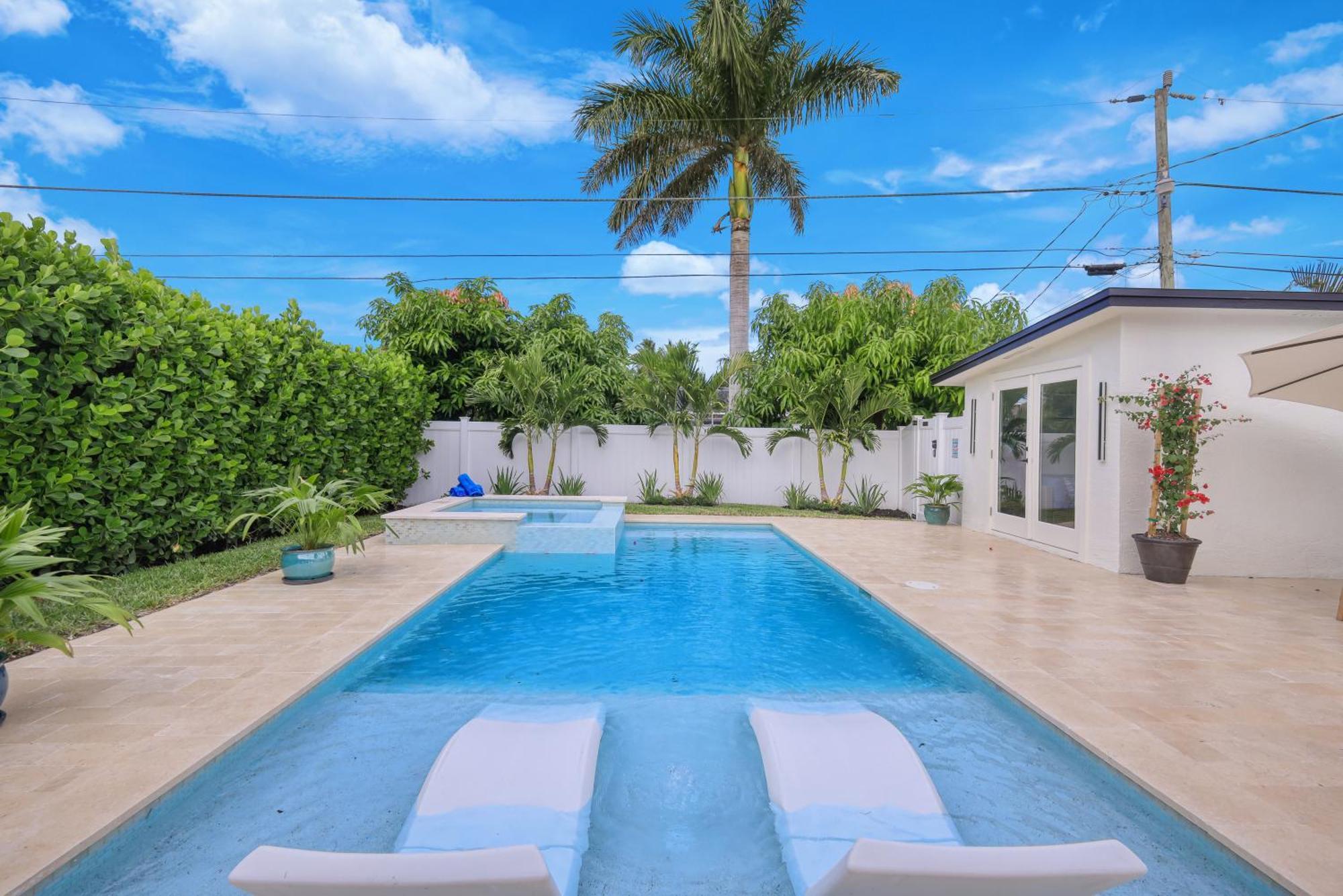 New! Retreat - Close To Vanderbilt Holiday home Naples