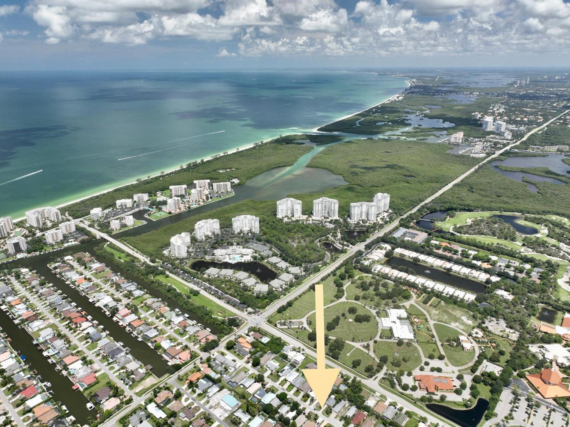 Holiday home Endless Paradise - Brand New Salt Water Pool! Rejuvenate And Relax! Naples