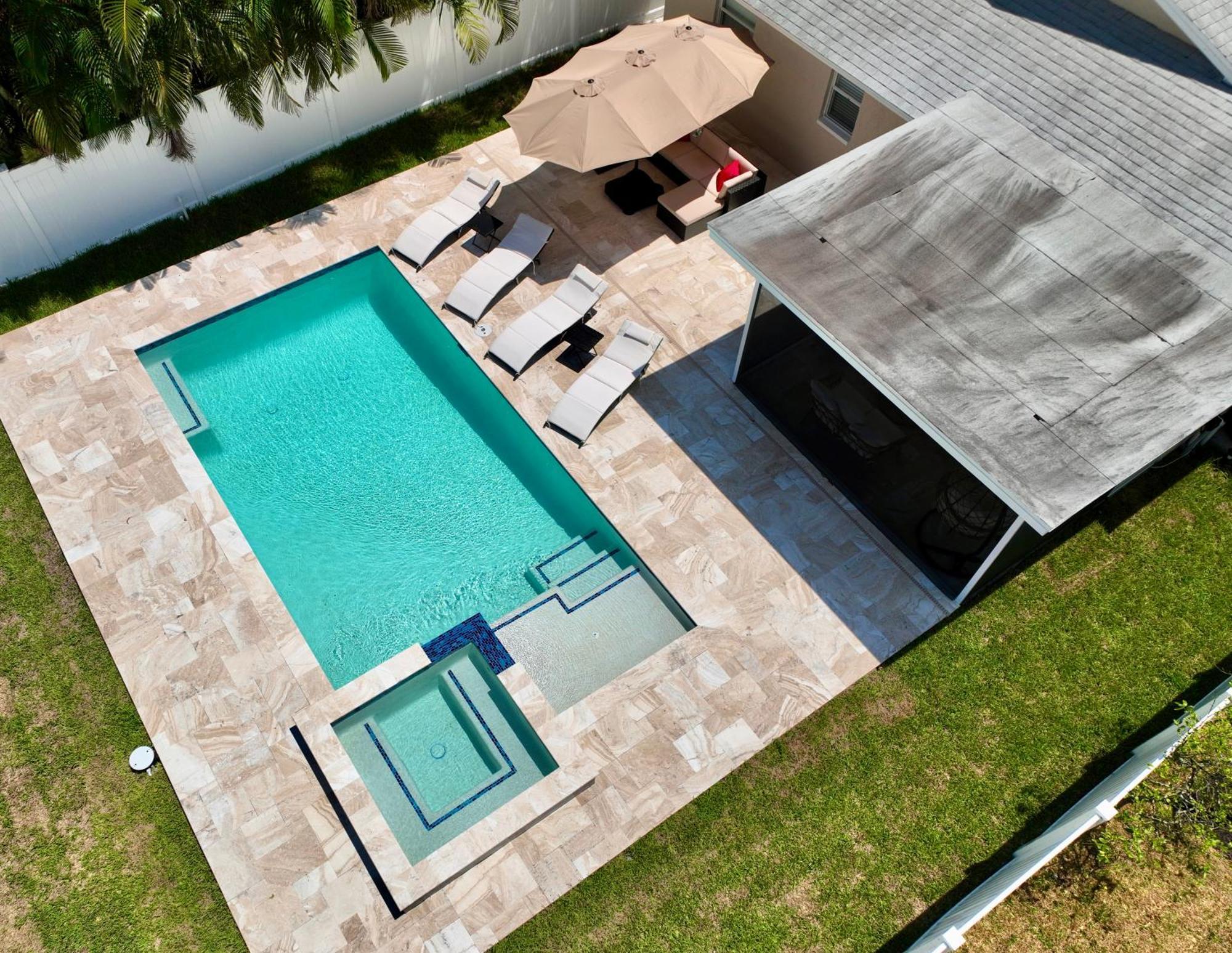 Holiday home Endless Paradise - Brand New Salt Water Pool! Rejuvenate And Relax! Naples