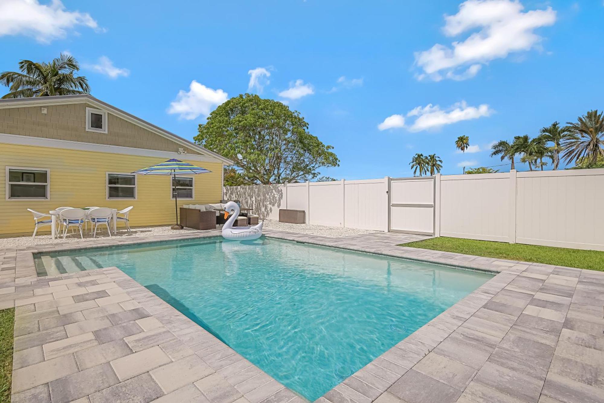 Holiday home Jan Sale! 1 Mile To The Beach! - Paradise Point-salt Water Pool! Naples