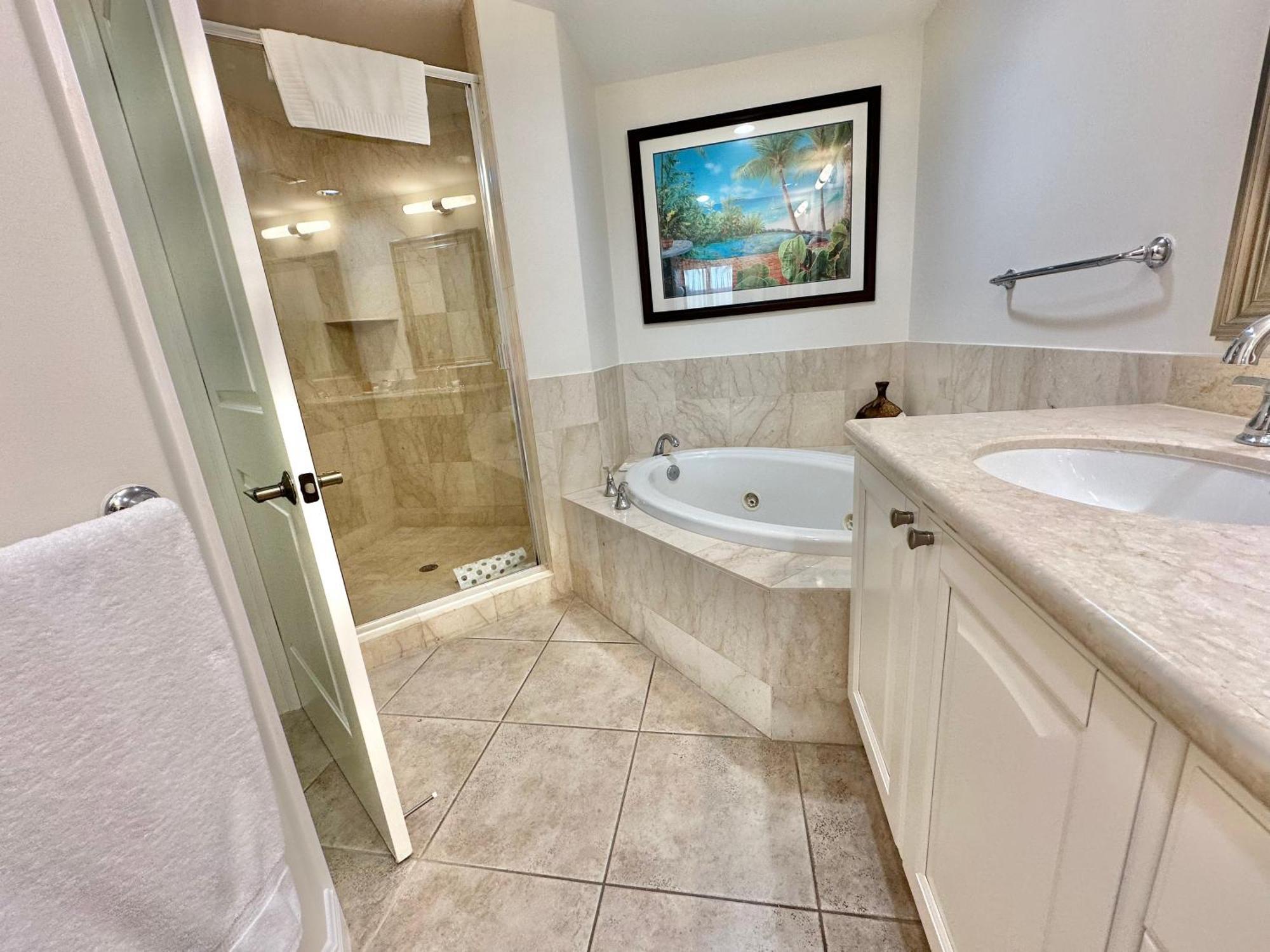 Tropical Poolside Bliss Holiday home Naples
