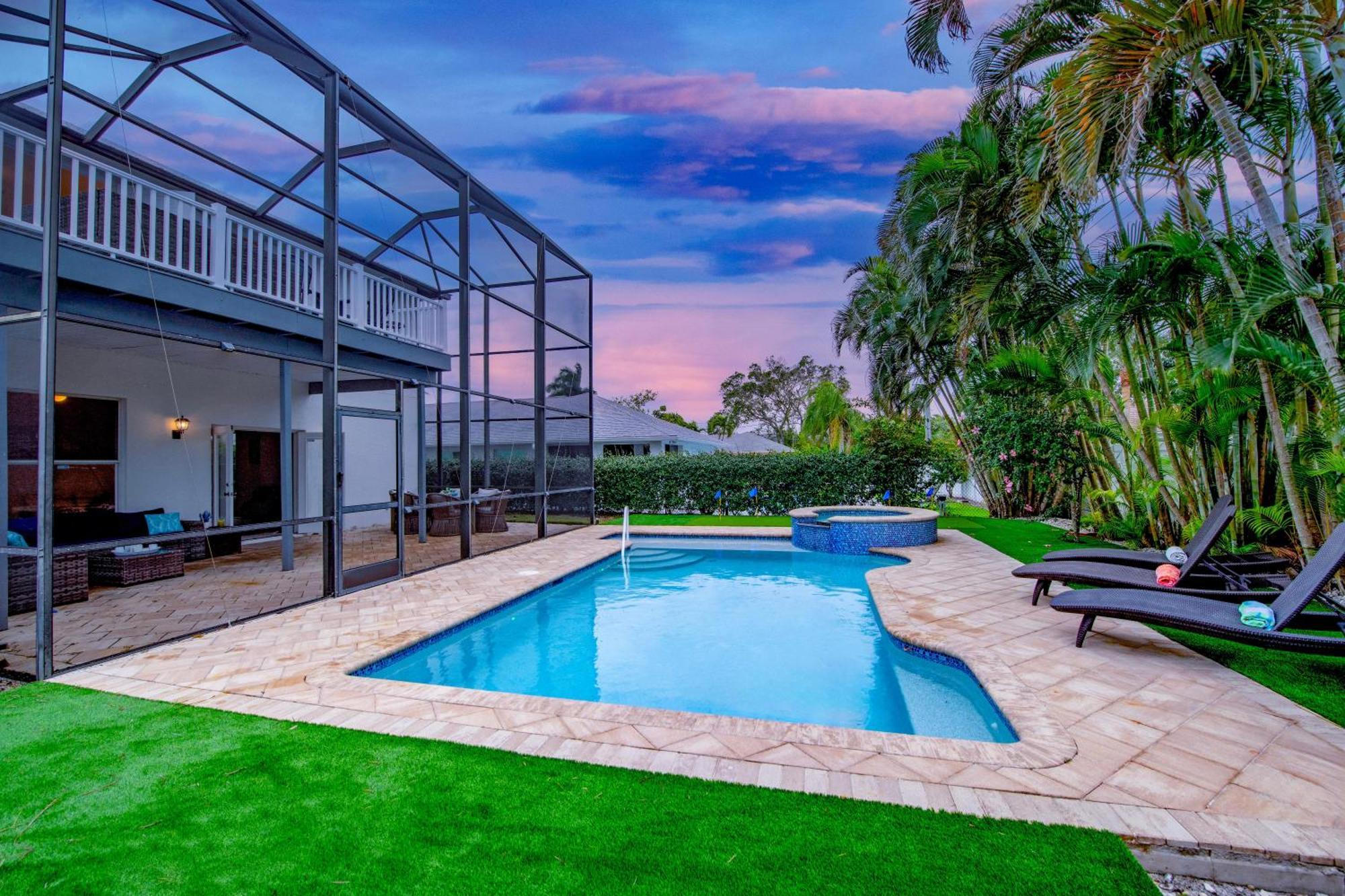 Changes In Holiday home Naples