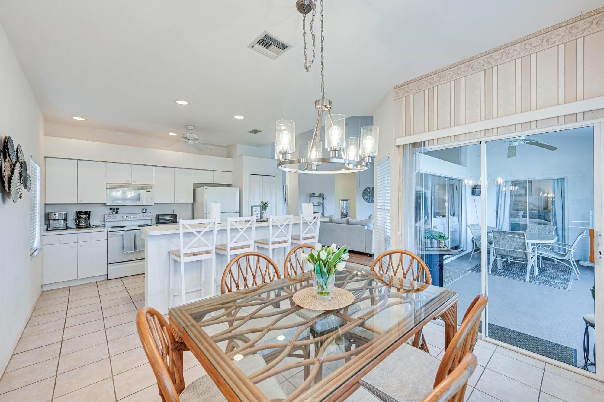 Vacation With Heated Private Pool Naples