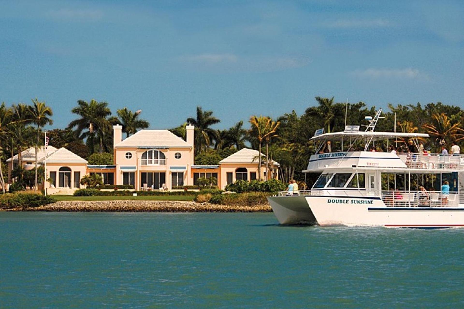 The Shore Club At Park Shore Holiday home Naples
