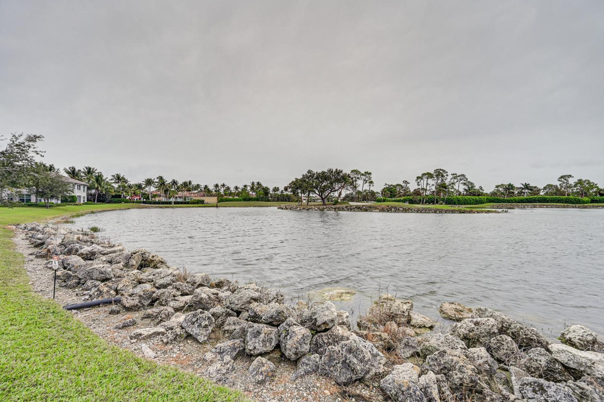 With Pond Views And Patio - Near Golf!