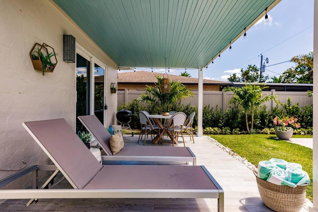Retreat Bike To Beach! 4 Bed 2 Bath Naples