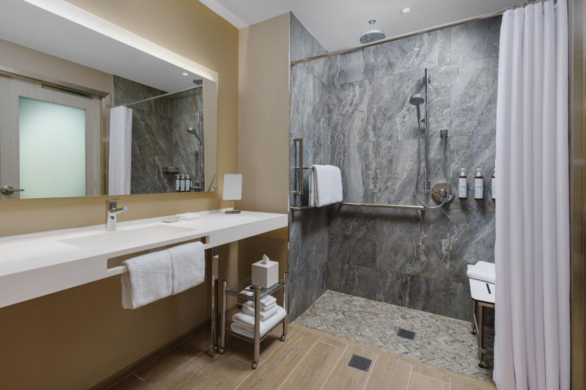 Hotel Ac By Marriott 5th Avenue