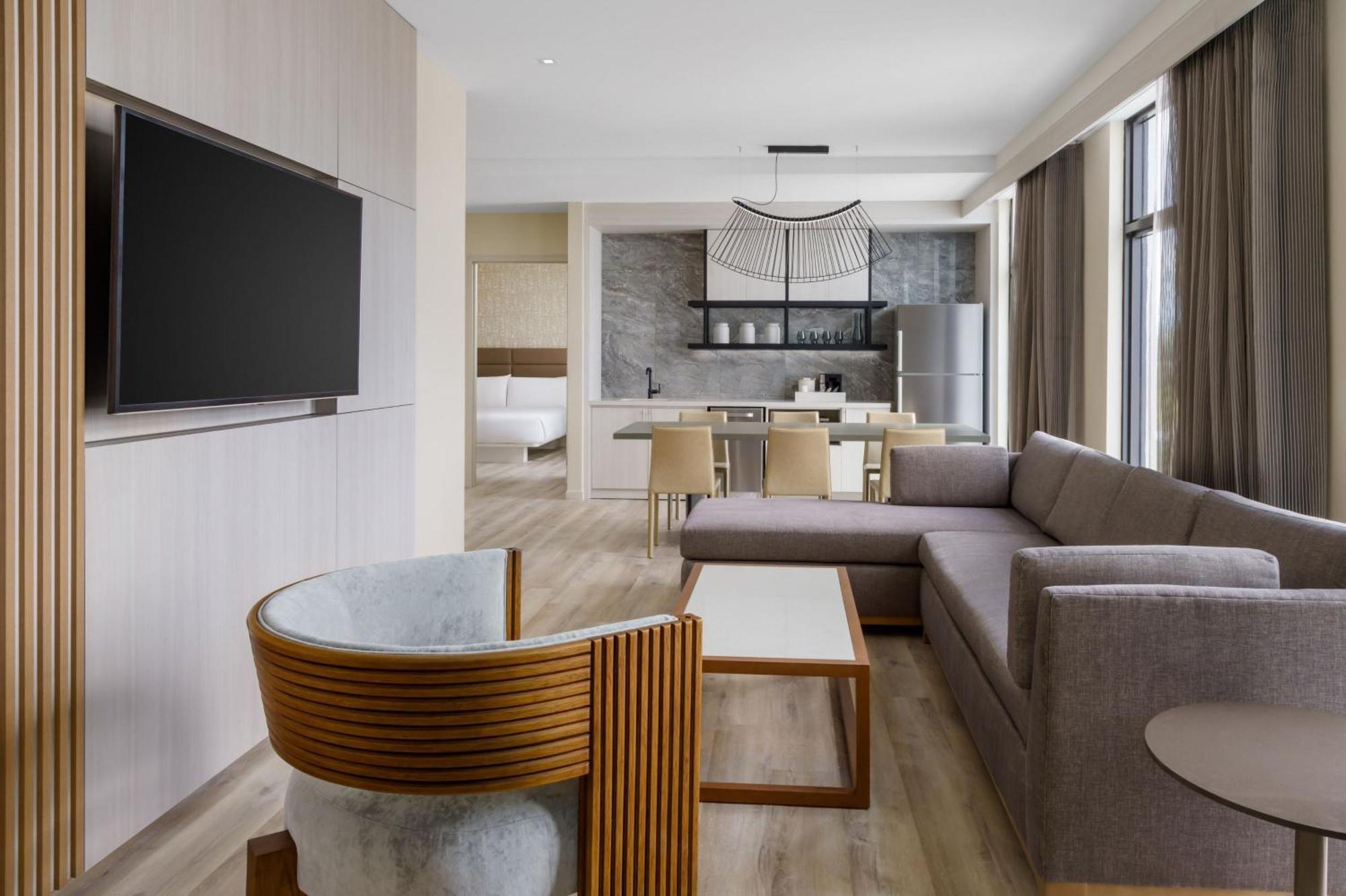 Ac By Marriott 5th Avenue Hotel 4*