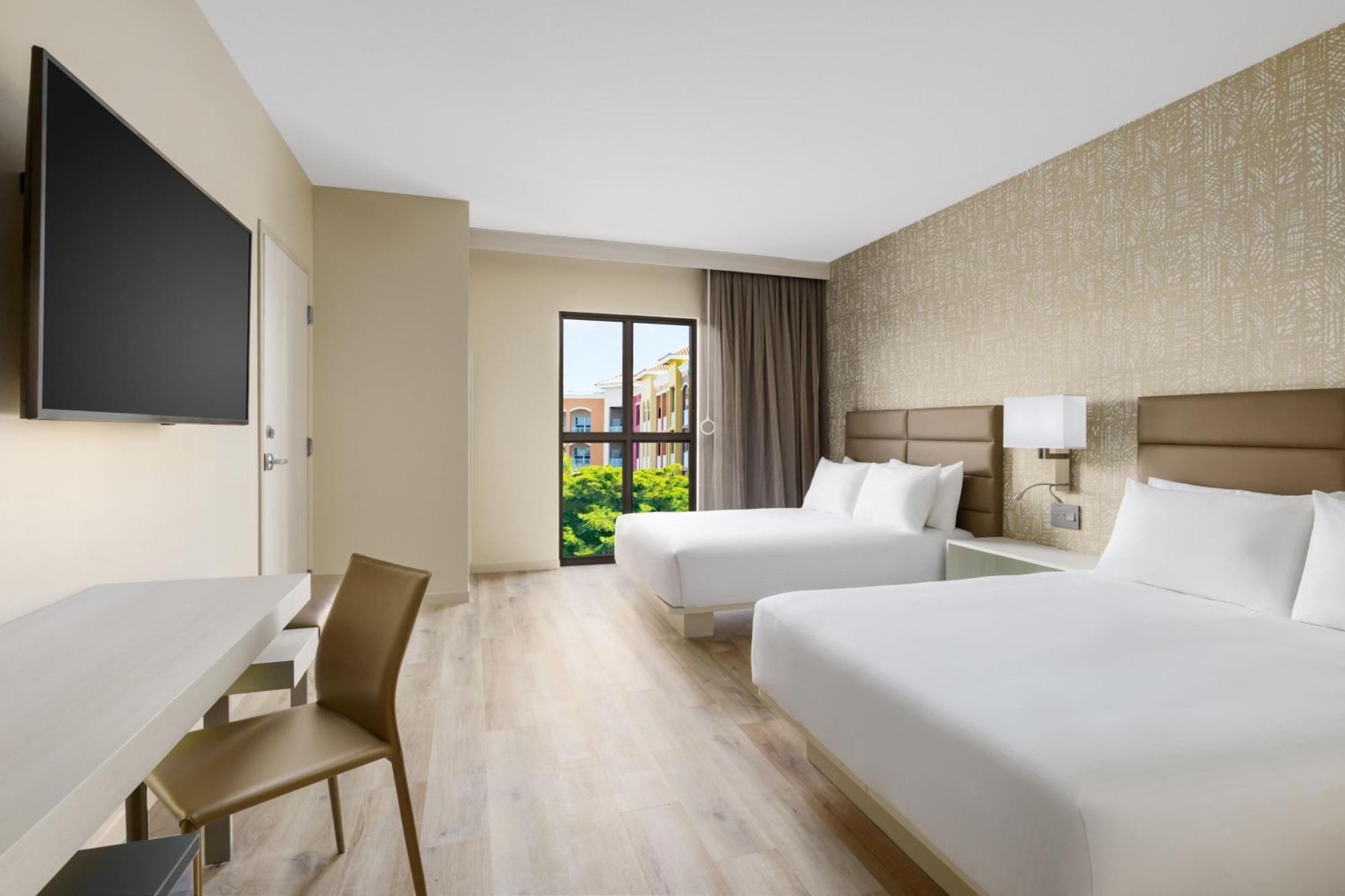 Ac By Marriott 5th Avenue Hotel Naples